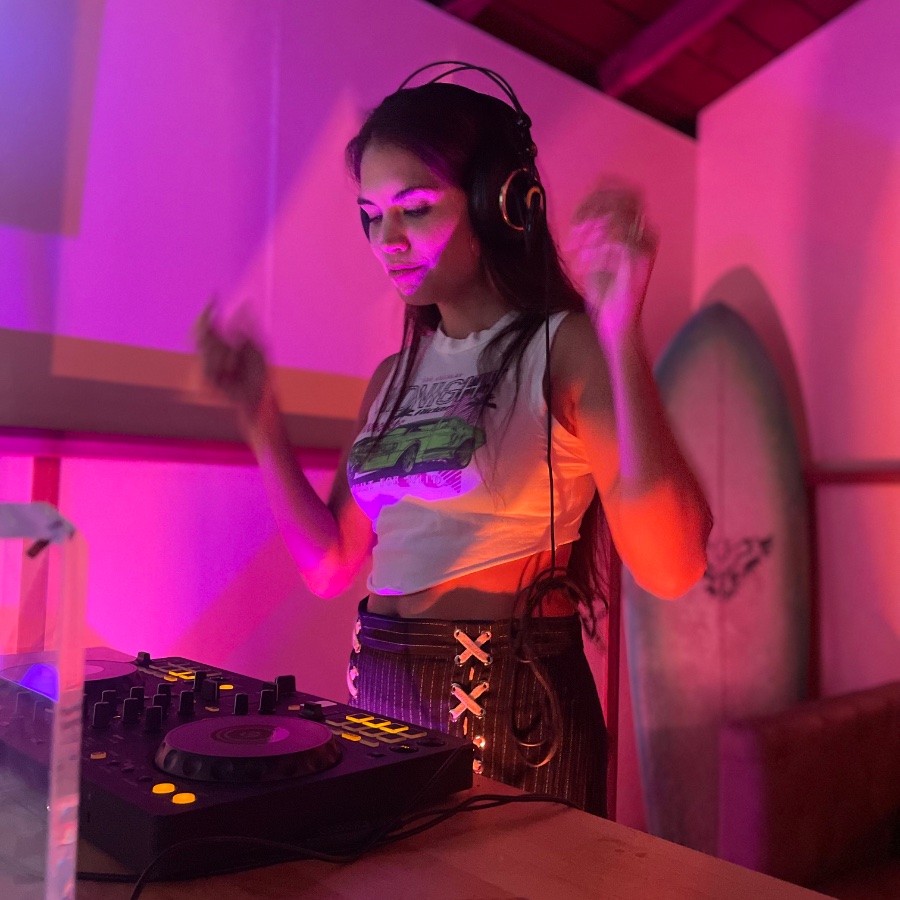 Sparkle Heart — Open Table DJ at Sycamore Den